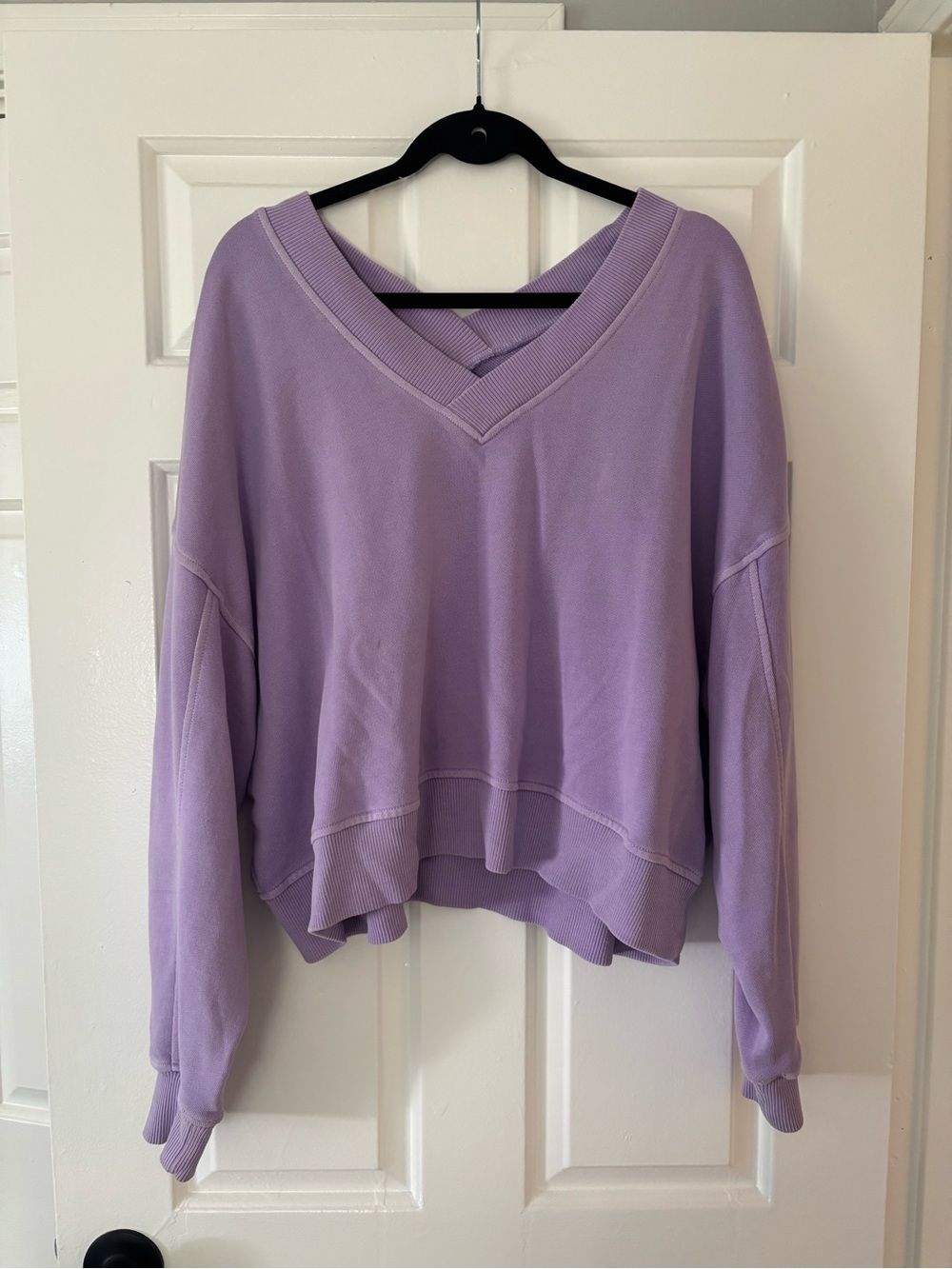 aerie Lavender Oversized V-Neck Pullover Sweatshirt - Size M - Like New